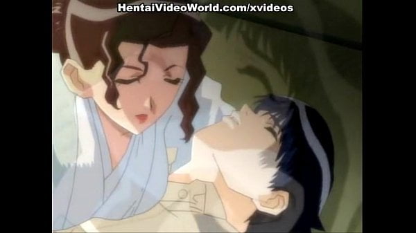 Joven da placer sexual a la esposa de su jefe